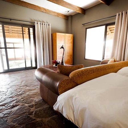 Bagatelle Kalahari Game Ranch Villa Hardap Exterior foto